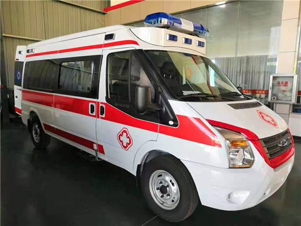 瑞昌市福特V362救护车